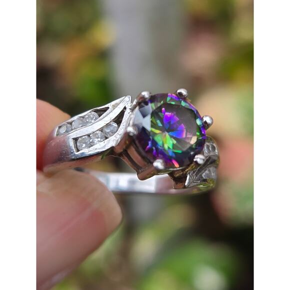Vintage Mystic Topaz, Cubic Zirconia and Sterling Silver Ring, Size 7 - Picture 3 of 7